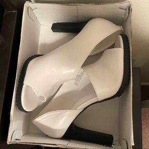Brand new beautiful and comfortable heels